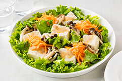 にんじんとぶなしめじと豆腐のサラダ