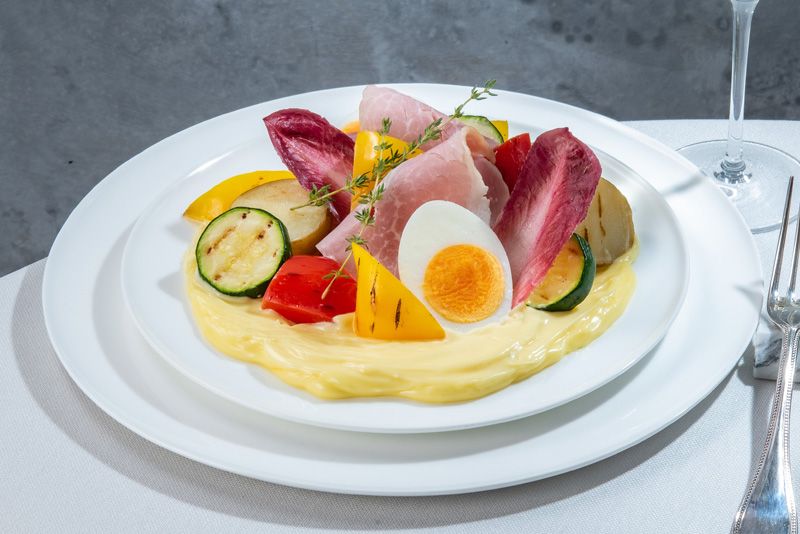 ハムとグリル野菜のクッションマオン