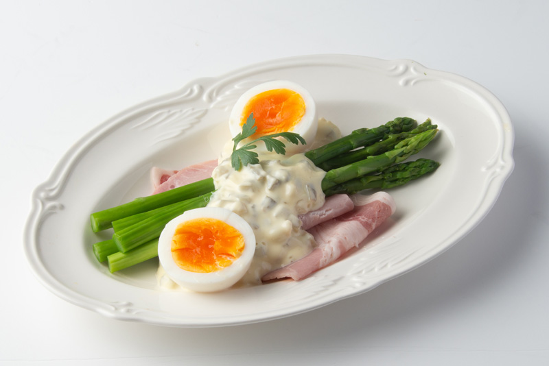 アスパラガスのレムラードソース