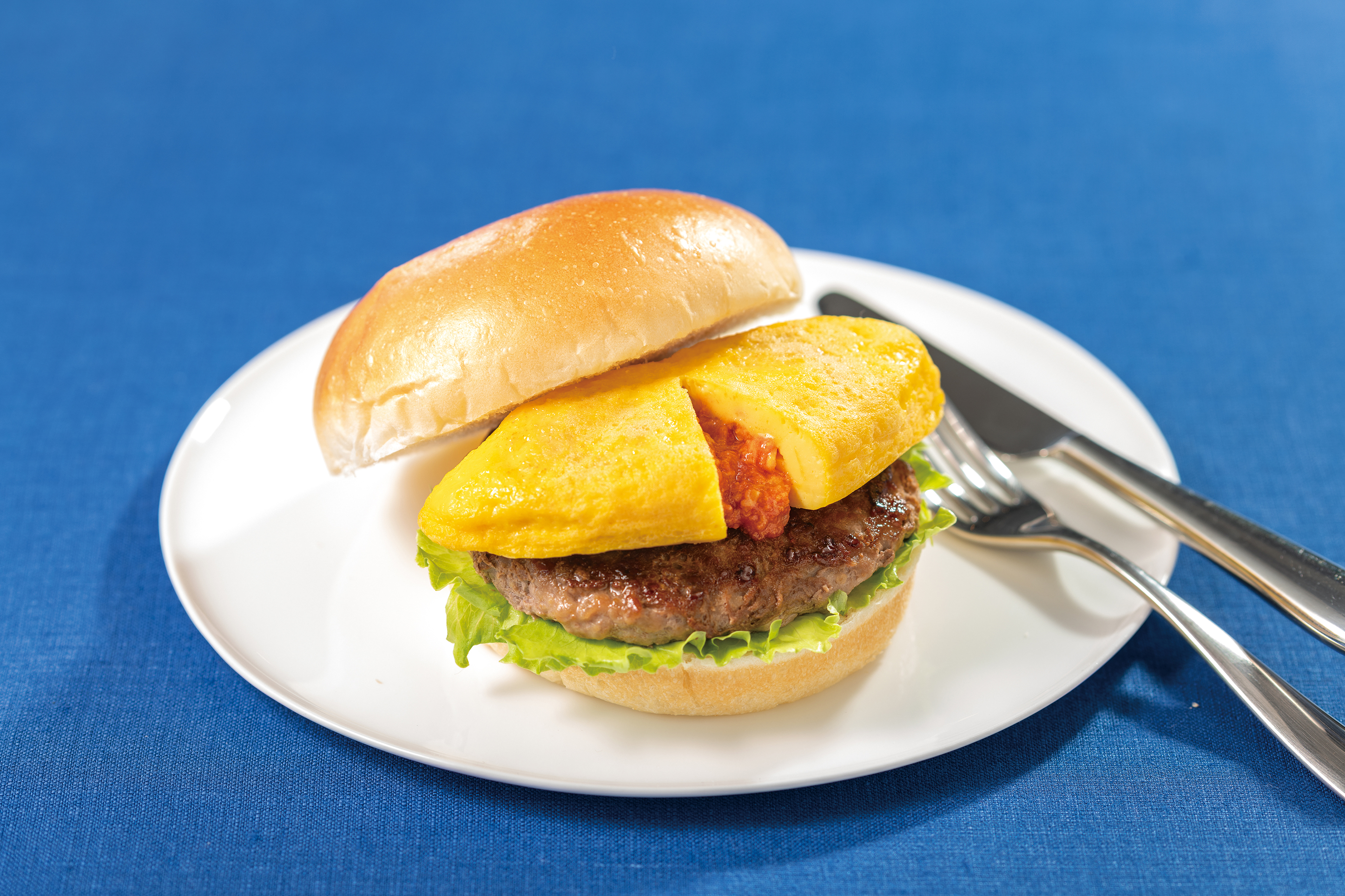 Ｃａ・Ｆｅたっぷりオムレツ（トマトミート）