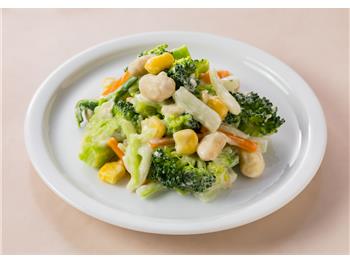 妙高産大豆とブロッコリーのみそマヨあえ