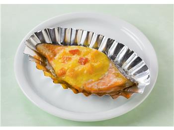 岩手県産鮭のマヨカレーソース　　　　　