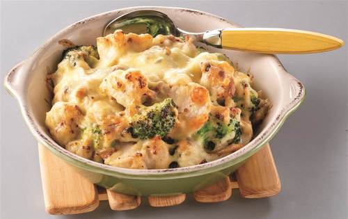 花野菜とチキンのクリーミィきのこグラタン