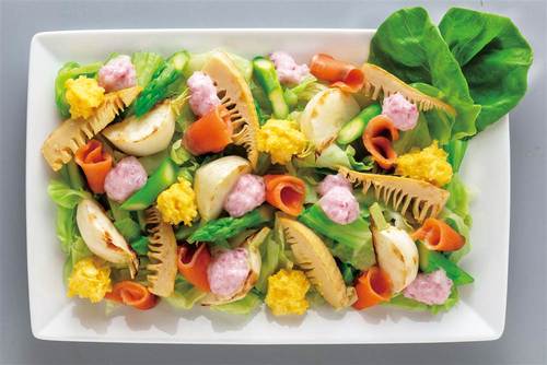春野菜の具沢山コールスローサラダ