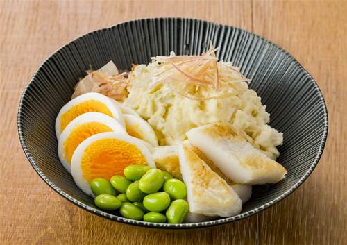 笹かまと枝豆（ずんだ）のポテサラ