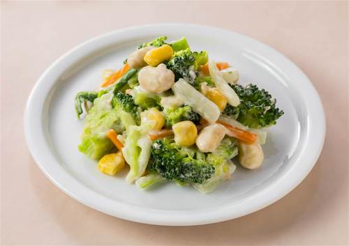 妙高産大豆とブロッコリーのみそマヨあえ