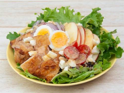 グリルチキンのパワーサラダ