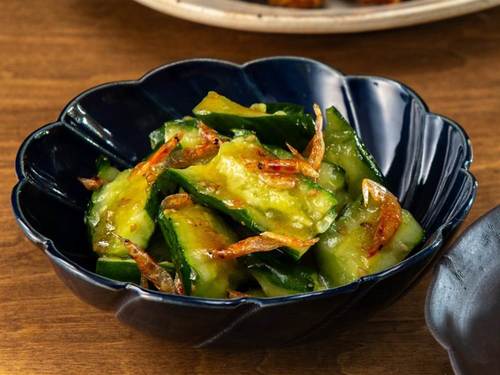 旨たれで和えた桜えびのたたききゅうり