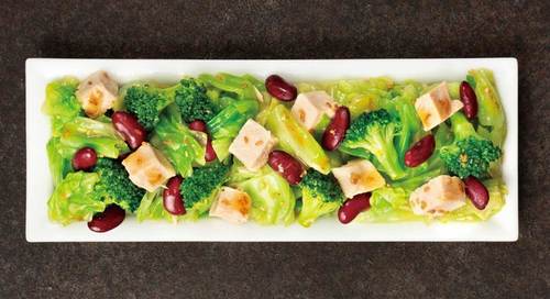 旨だれキャベツのチキンサラダ