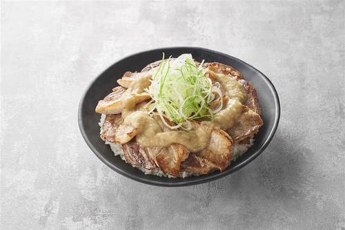 ねぎ塩豚丼