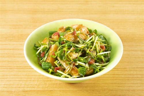 豆苗とお揚げの梅旨たれ