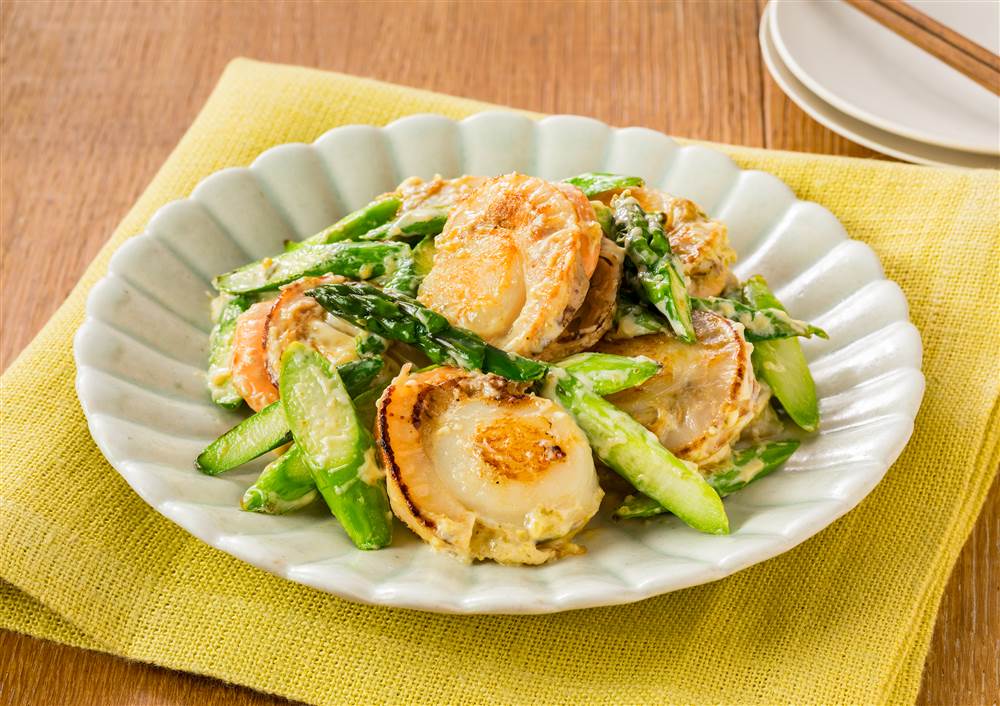 写真：ほたてとアスパラガスのマヨネーズ炒め