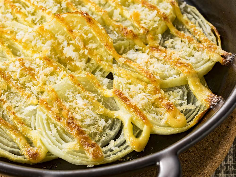 写真：玉ねぎのマヨネーズパン粉焼き