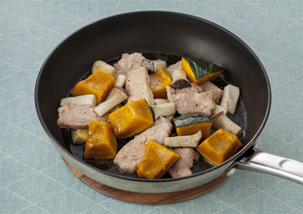 かぼちゃと豚ロースの蒸し煮 とっておきレシピ キユーピー
